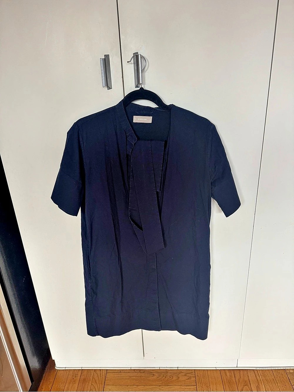 Everlane Short Sleeve Button Down in Blue Size 2 Like New
